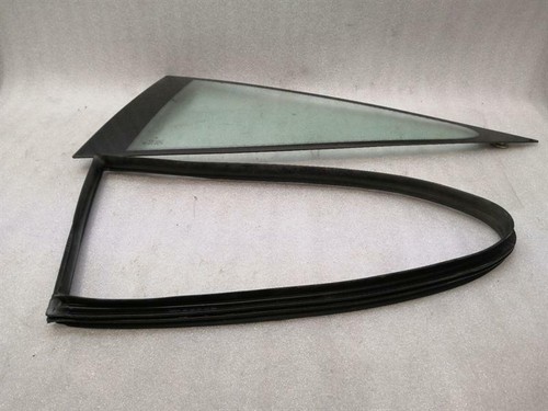 PORSCHE 911 996 TARGA Left Rear 1/4 Glass 99654311106 Türscheibe ¼ Hinten Links