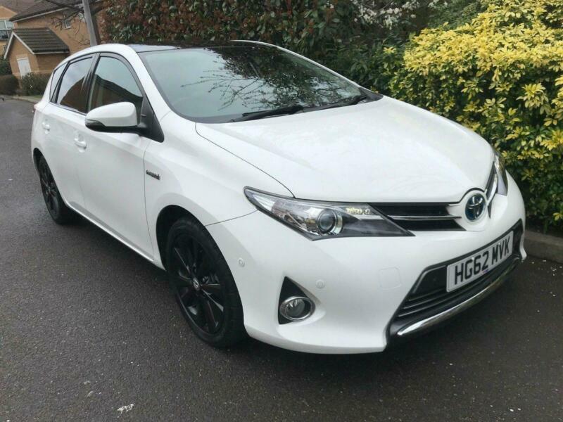 TOYOTA AURIS VVT-i Auto Excel 2013 Hybrid Automatic in White | in ...