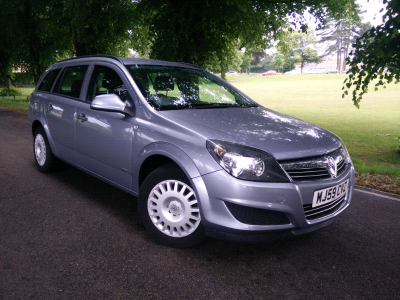 **2009 VAUXHALL ASTRA ESTATE 1.4 PETROL VERY ECONOMICAL FAMILY CAR