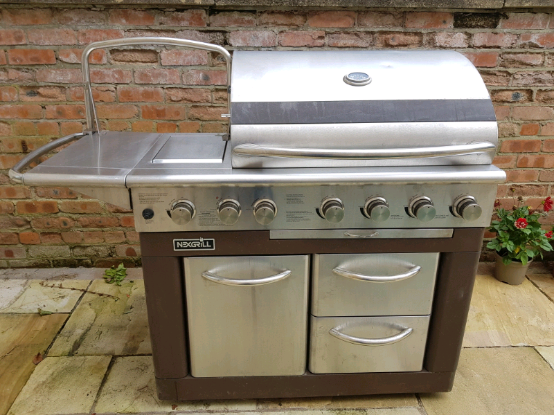 Nexgrill 7 Burner Barbecue for sale in Clydebank, West Dunbartonshire