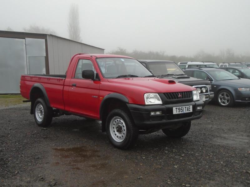 Mitsubishi l200 single cab