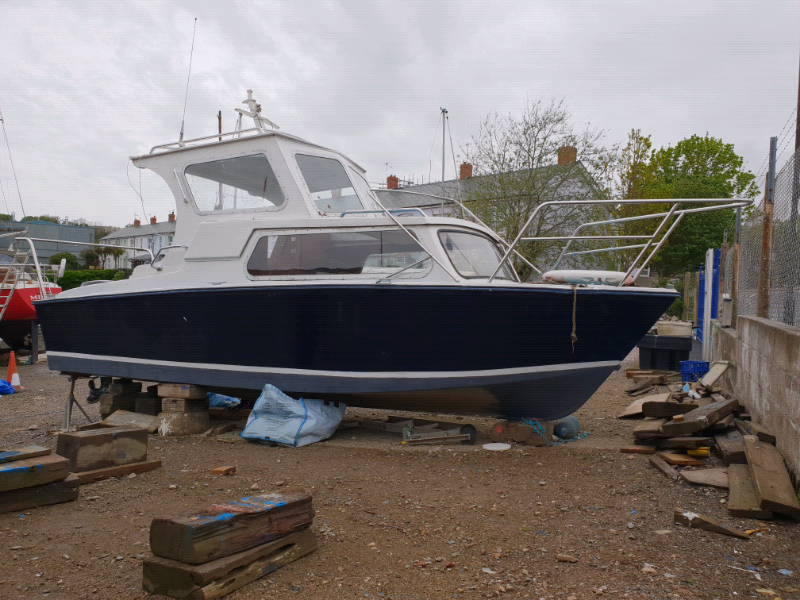 Small Cabin Cruiser Relcraft 20 Suzuki 50hp With Electric Tilt In