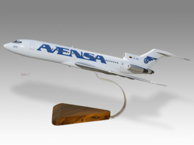 Boeing 727-200 Avensa Solid Kiln Dried Mahogany Wood Handcrafted Display Model