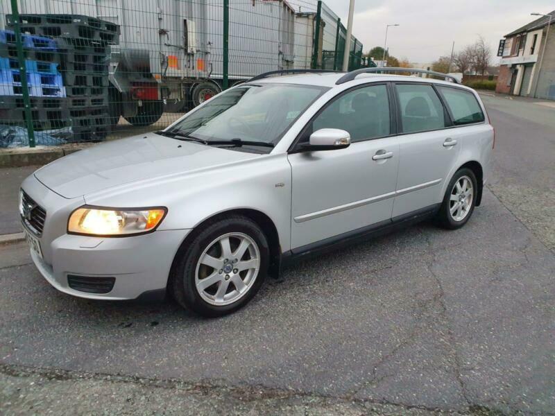 Volvo v50 2009