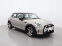 MINI HATCHBACK 1.5 Cooper Exclusive 5dr