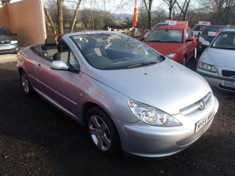 2005 Peugeot 307 CC Cabriolet convertible 2 door Coupe in Baildon