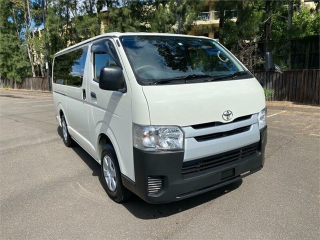 Toyota hiace kdh206