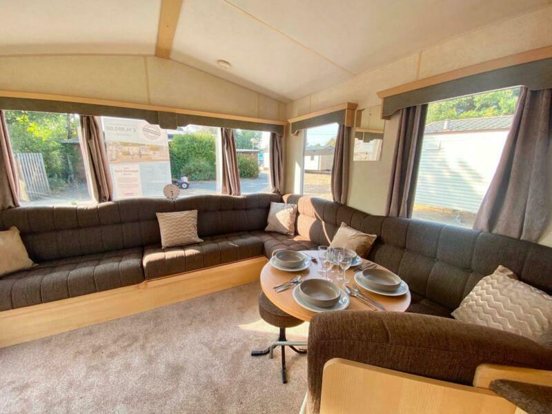 PERFECT STARTER STATIC CARAVAN FOR SALE ON PREMIUM PARK IN ESSEX in