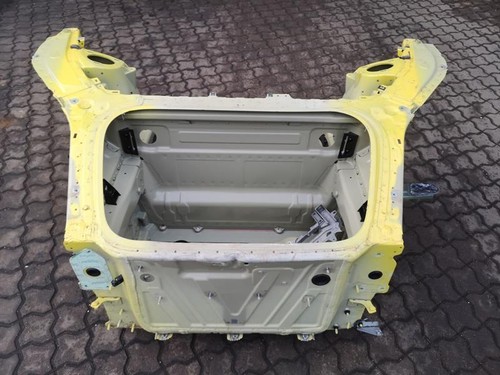 PORSCHE CAYMAN 718 GT4 Front End Clip 99150199100 Schloßträger Frontmaske