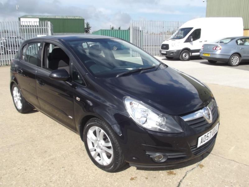Opel corsa black