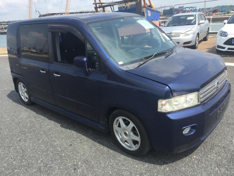Honda mobilio 2005