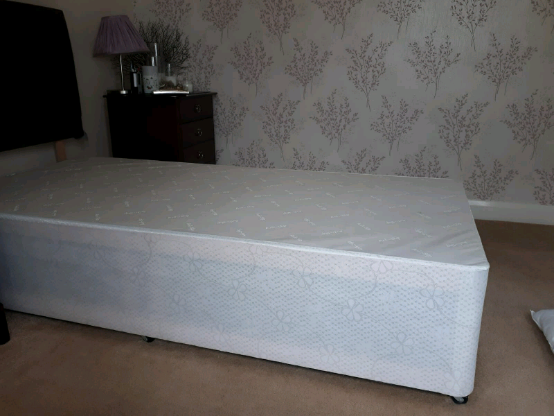 Single Divan Base With Drawers In Nuneaton Warwickshire