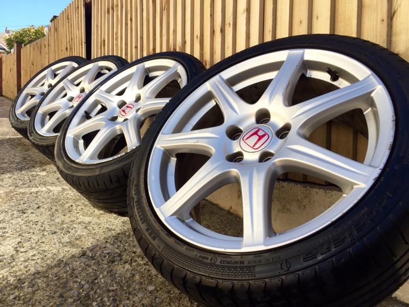 18" genuine Honda Civic FN2 type R alloy wheels and tyres 5x114.3 mk8 in Morriston, Swansea