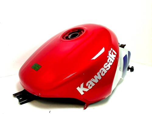 。 kraftstofftank für KAWASAKI ZX 9 R 1998-2000 gebraucht 129013
