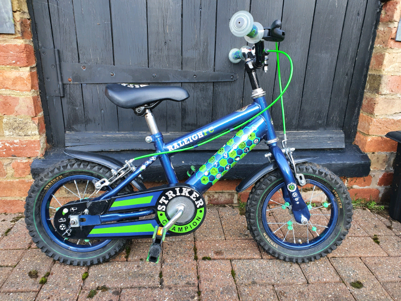 raleigh striker bike 1980s