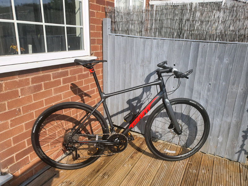 Giant FastRoad SL1 2020 ** Basically New** Large Frame Size Road Bike