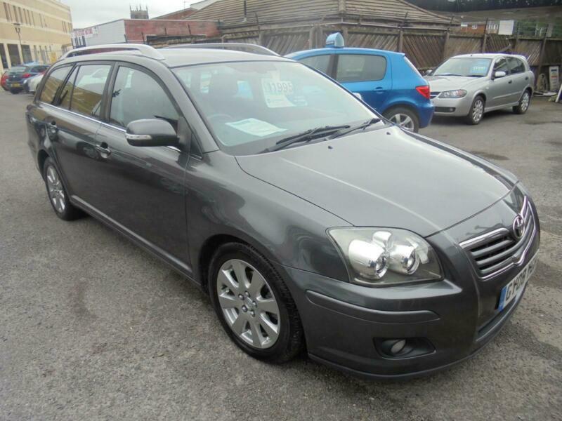 Toyota avensis i