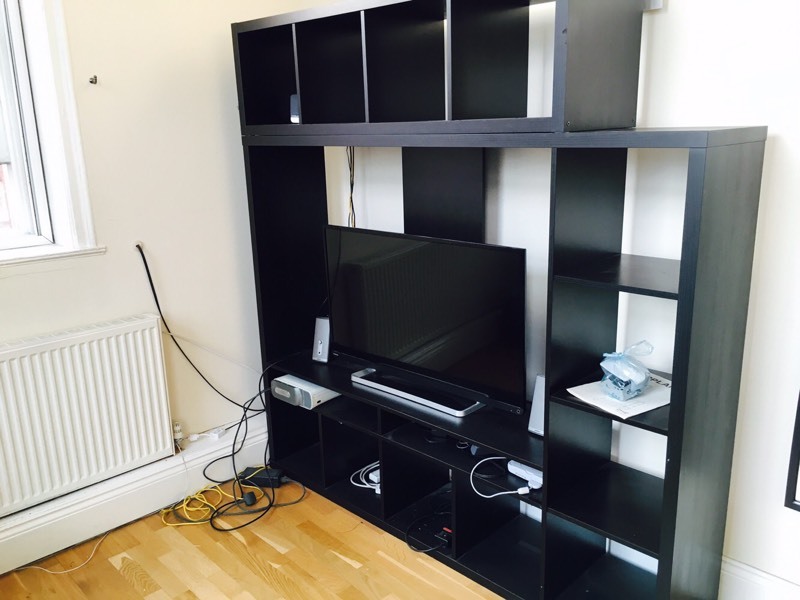 IKEA "LAPPLAND" TV IN BLACK + TWO FREE STANDING TALL