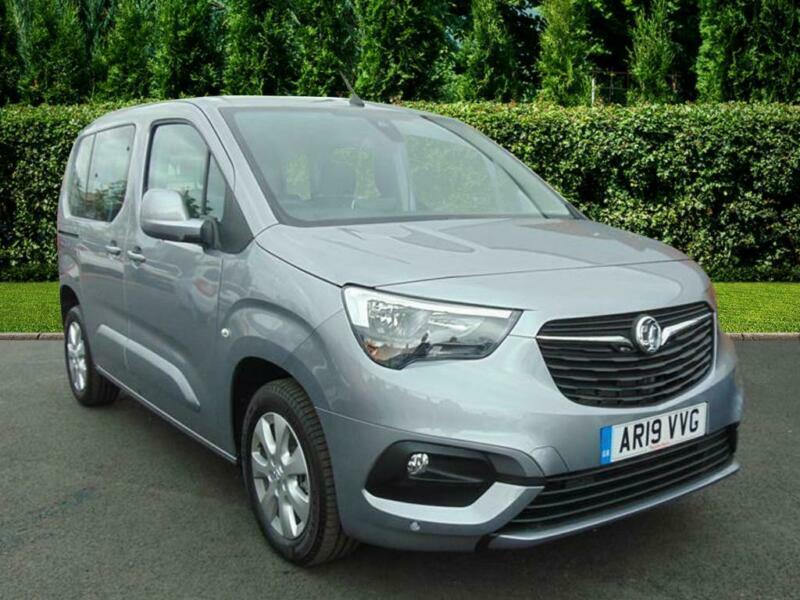 2019 Vauxhall Combo Life Life Energy 1.2i (110ps) 7 Seats Petrol grey
