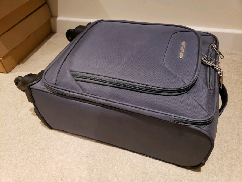 Suitcase Carry On luggage in Christchurch, Dorset Gumtree