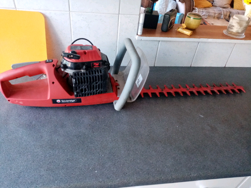 Sovereign sht 340 petrol hedge trimmer in Liverpool, Merseyside Gumtree