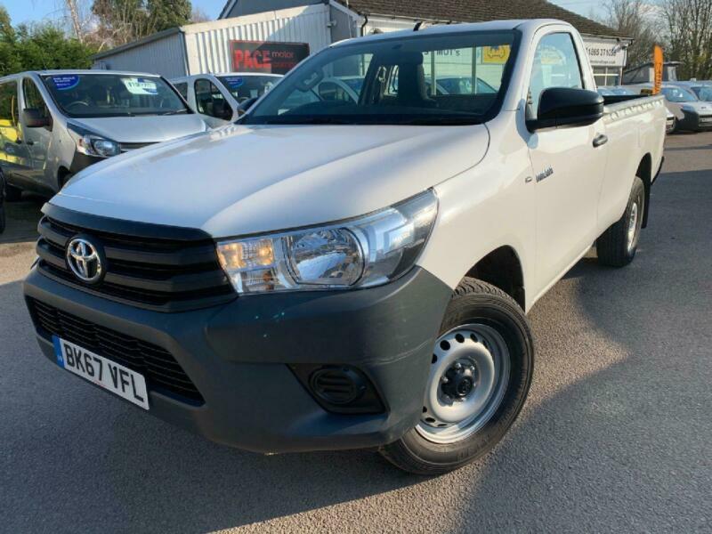 2017 Toyota Hilux D4D 150 Active 3.2t 4x4 Diesel Manual in Kidlington, Oxfordshire Gumtree