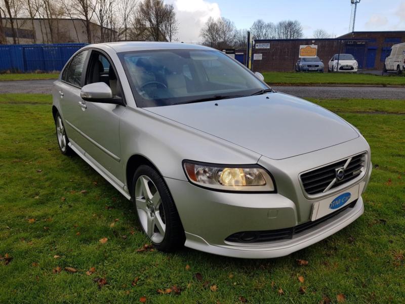 Volvo s40 r design