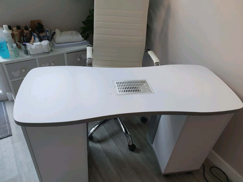 Professional nail technician table in Bournemouth, Dorset Gumtree