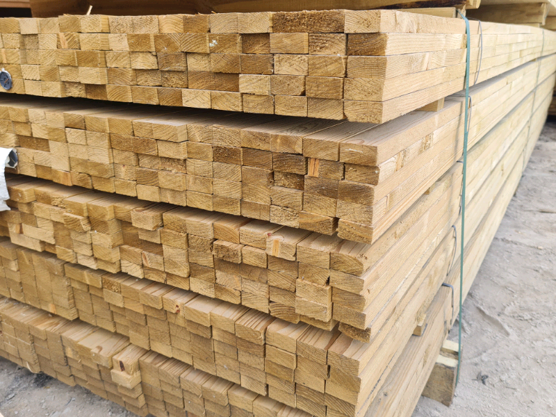 Tanalised Timber Lath (25mm x 38mm) Packs of 10 in Warsop