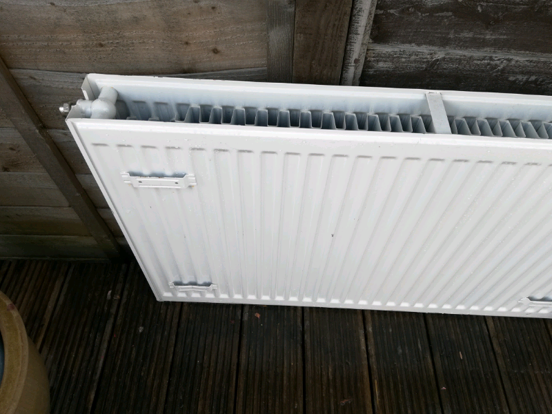 2 double panel central heating radiators in Dundee Gumtree