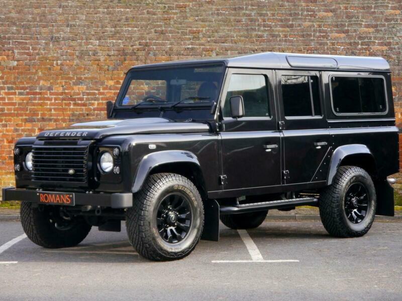 Land rover defender 2016
