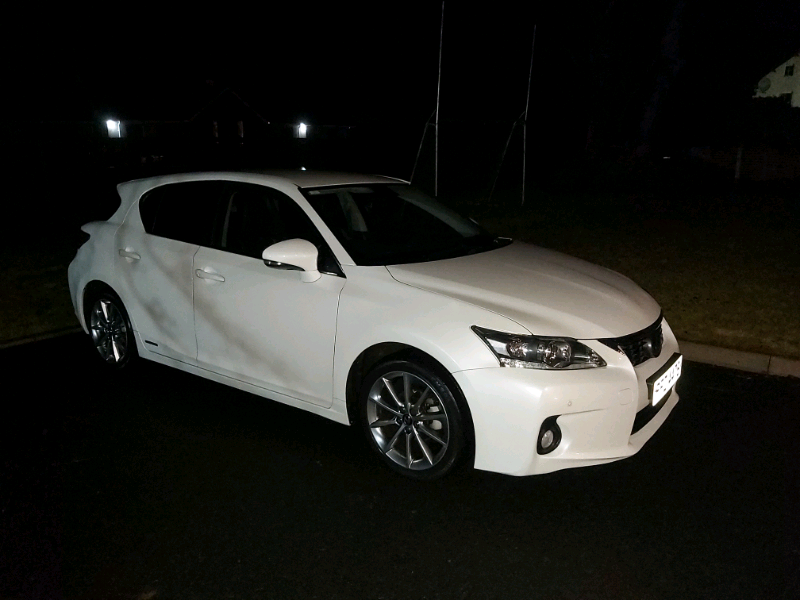 Lexus ct200h 2013