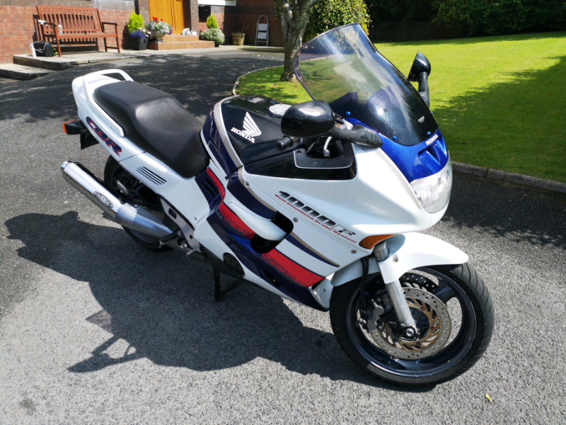 Honda cbr1000f разгон