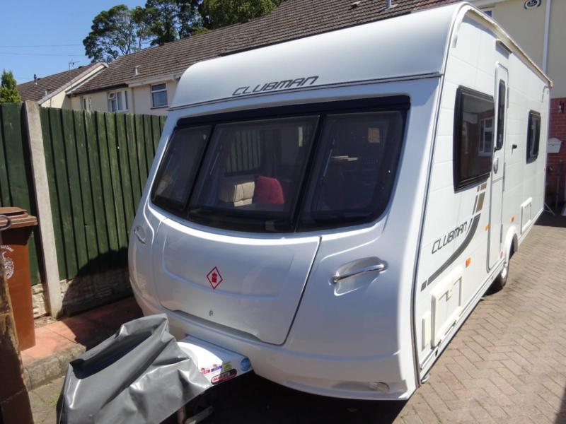 Lunar Clubman SB 2012 4 Berth Fixed Single Beds Caravan For Sale in