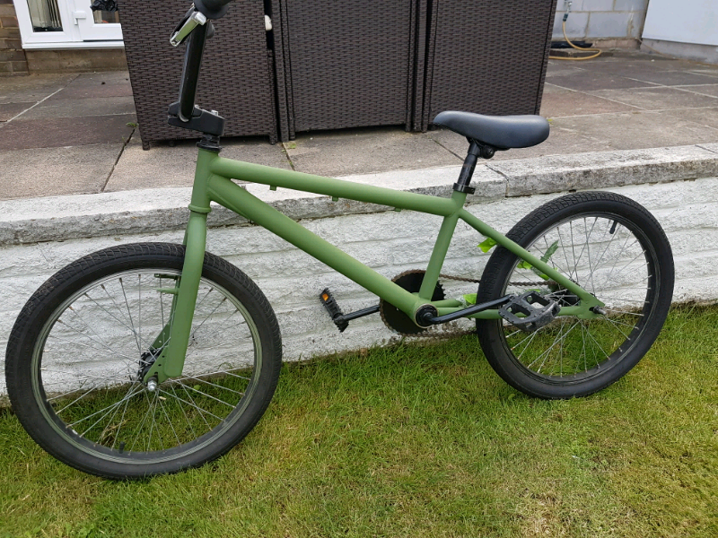 BMX custom spray painted/project bike in Hemel Hempstead