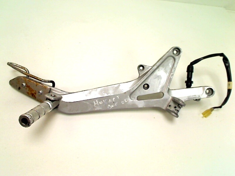 Marchepied Avant Droit Pour Honda Cb 900 F Hornet 2002-2007 Occasion 142426