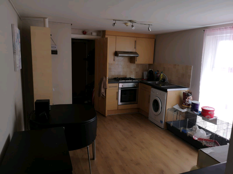 2 Bedroom Flat To Rent In Splott Cardiff Gumtree