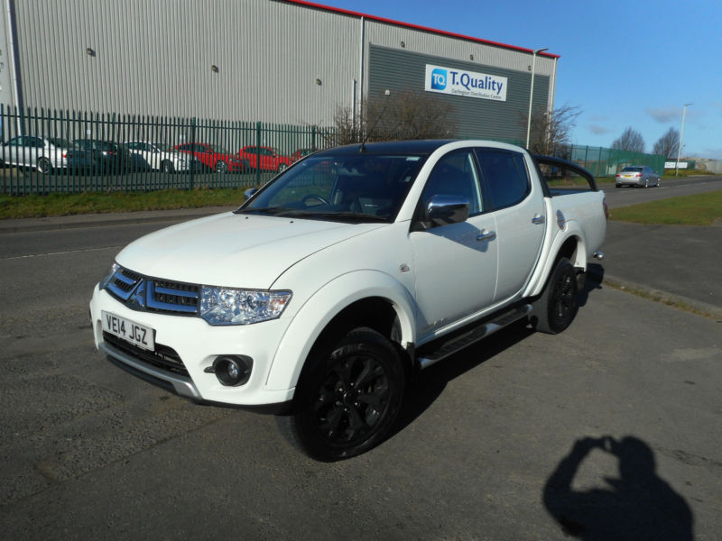 MITSUBISHI L200 BARBARIAN BLACK AUTO DIESEL 4X4 DOUBLE CAB LEATHER SAT