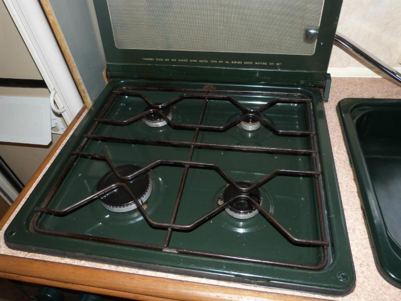 STOVES 2200 CARAVAN MOTORHOME BOAT COOKER OVEN 4 BURNER HOB
