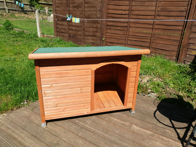Dog house kennel in Beaconsfield, Buckinghamshire Gumtree