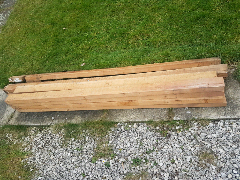 10 lengths of 4x2 Roofing Timber 2.1m long in Castleford 