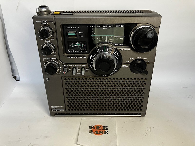 SONY／3BAND・TV／FM／AM ICF-R500V。DC:3V。単4×2 SONY／3BAND・TV／FM／AM ICF-R500V。DC:3V。単4×2