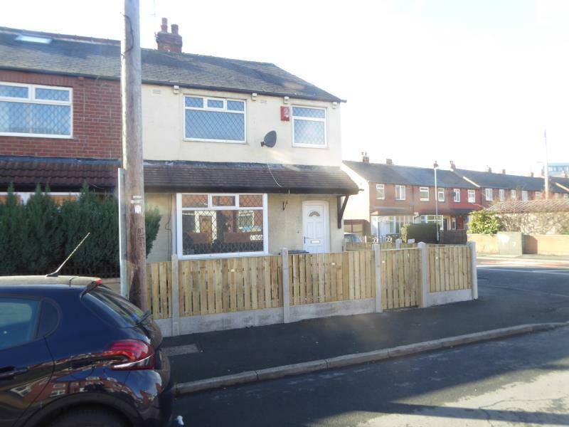 3 bedroom house in Dawlish Terrace, East End Park, LS9 9HB in East