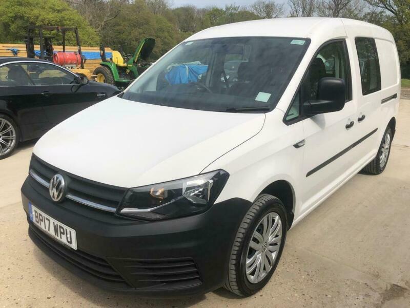 2017 Volkswagen Caddy Maxi 2.0 TDI Maxi Window Van DSG 5dr (EU6, 5