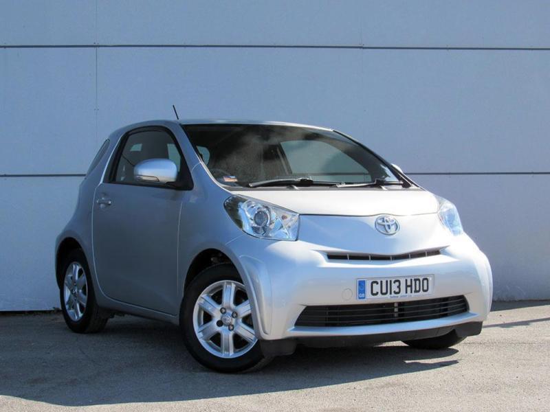 Toyota iq фото