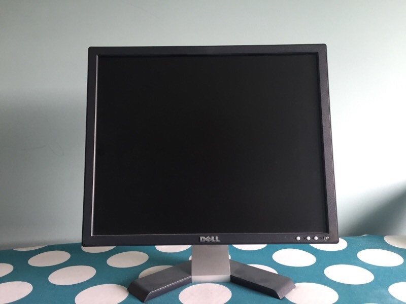 Dell 14 Inch Monitor free in Harrow, London Gumtree