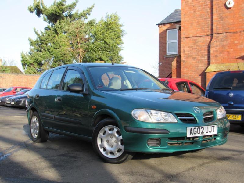 Nissan almera 2002