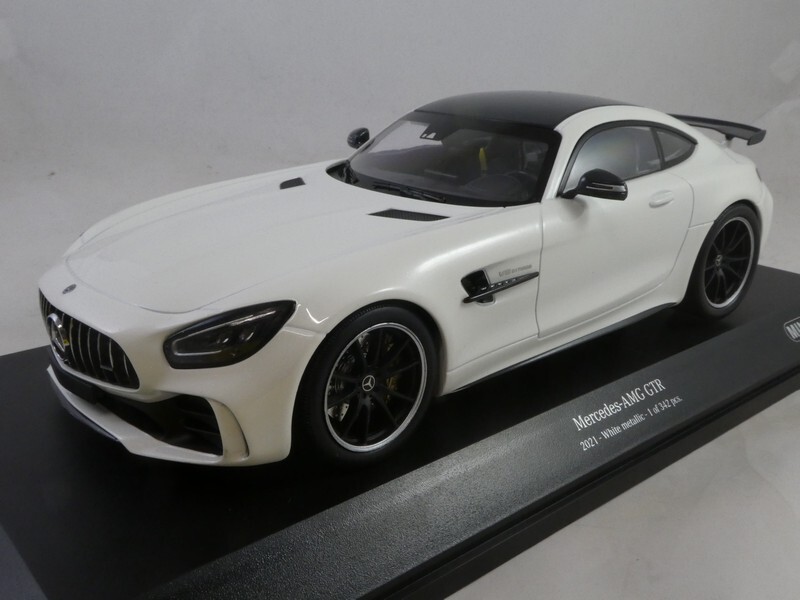ミニカー Maisto Mercedes-AMG GT Mercedes-Benz AMG GT Diecast Model Car | Maisto