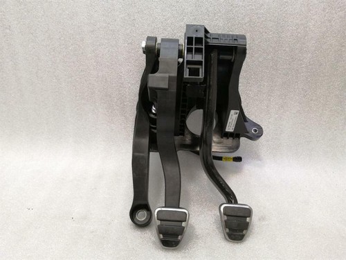 PORSCHE CAYMAN 718 GT4 Clutch and Brake pedal set 99142301031 Bremse pedal