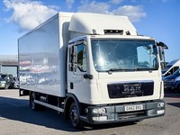 2012 MAN TGL 7.180 4X2 BOX BB C Box Diesel Automatic